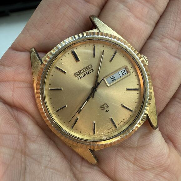 Vintage Seiko Quartz SQ Stainless Steel Solid Gold Plated Watch Head 7123-8050 - Picture 1 of 8